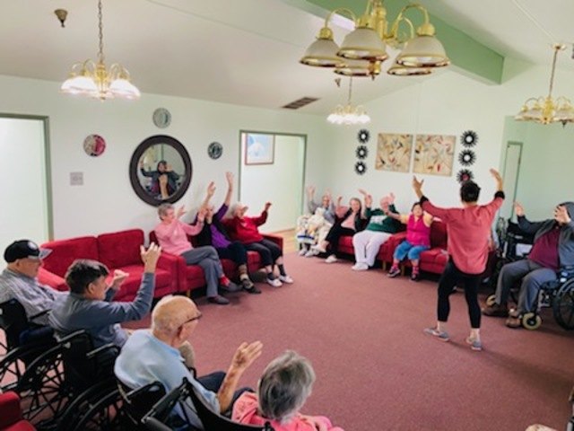 REDWOOD SENIOR LIVING SANTA ROSA - Assisted Living Home photo 2 in SANTA ROSA, CA